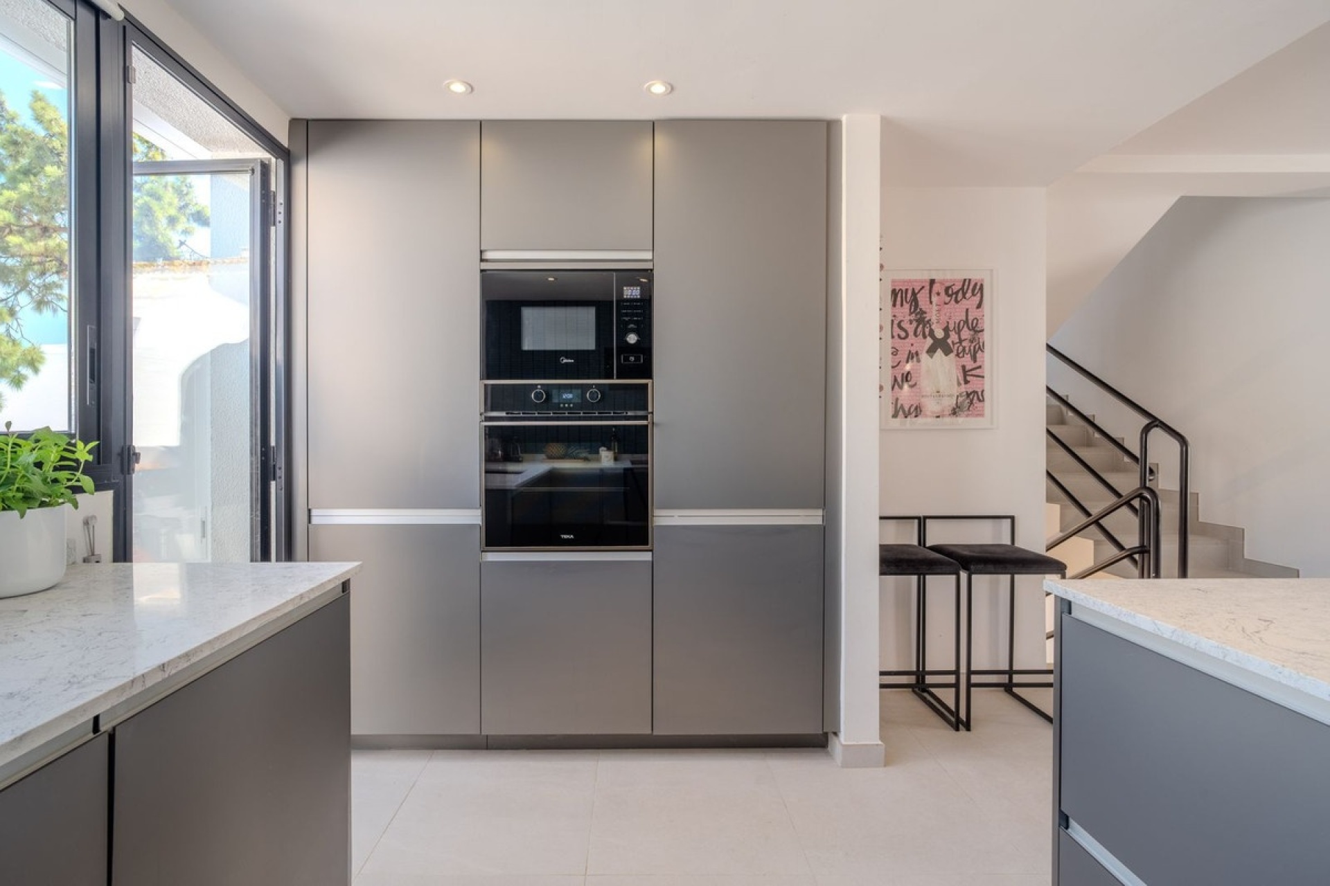 Resale - Town house - Estepona - Costalita
