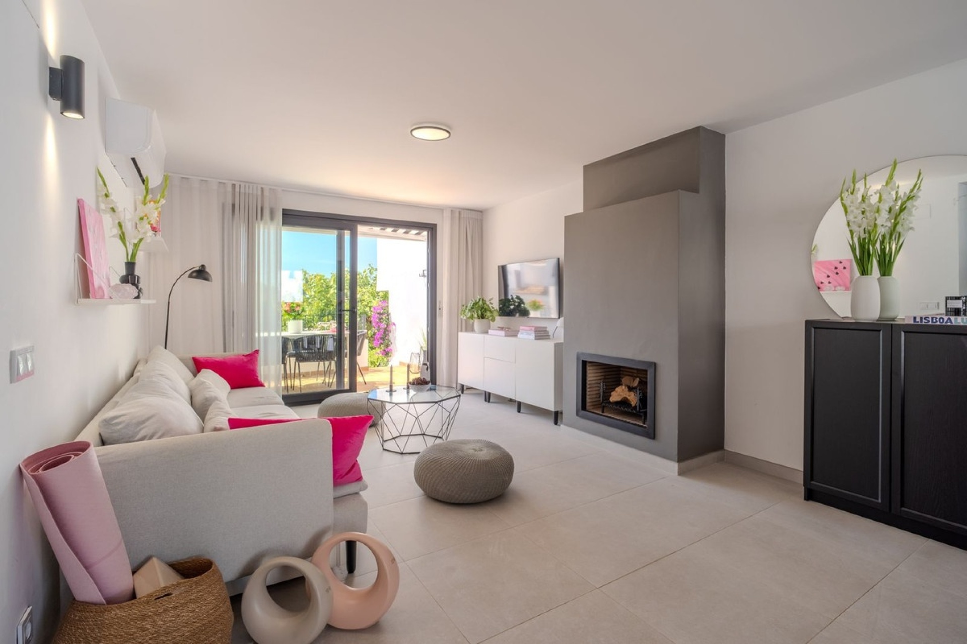 Resale - Town house - Estepona - Costalita
