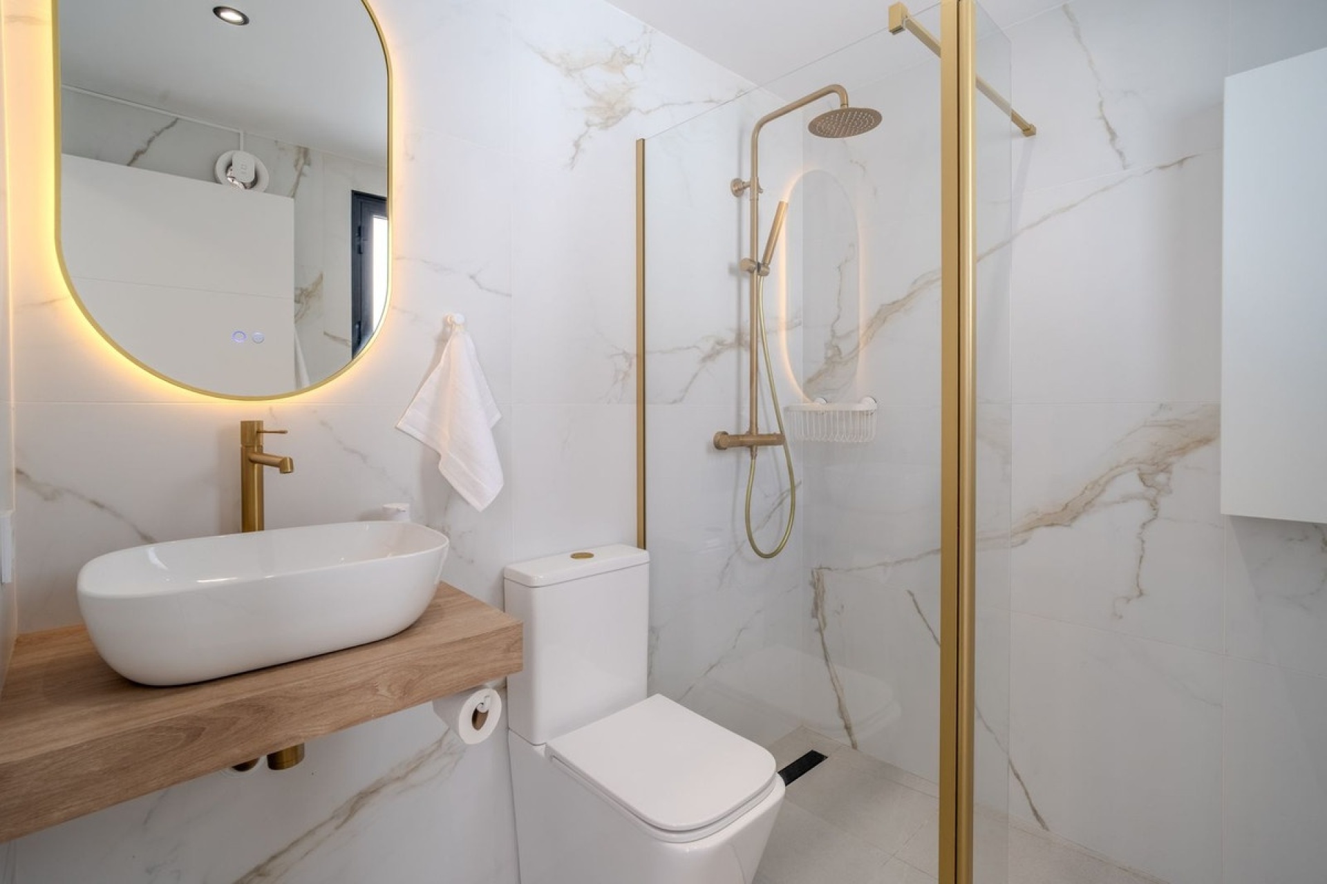 Resale - Town house - Estepona - Costalita