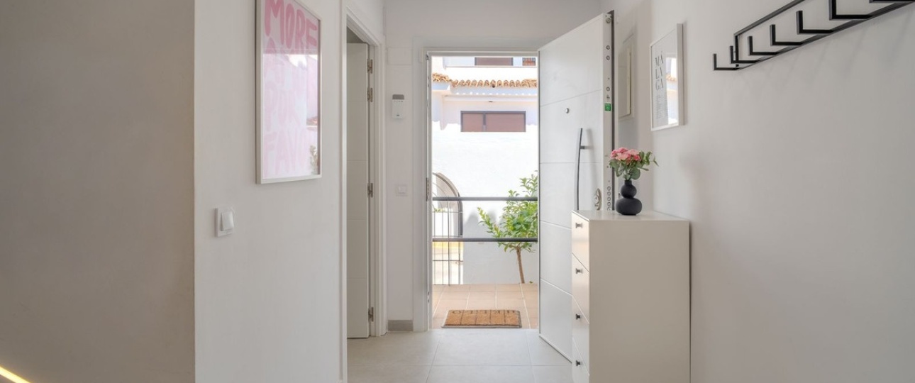 Resale - Town house - Estepona - Costalita