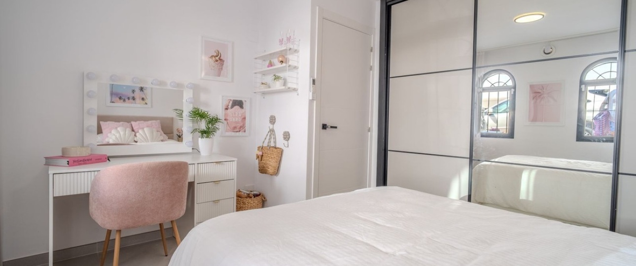 Resale - Town house - Estepona - Costalita