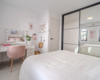 Resale - Town house - Estepona - Costalita