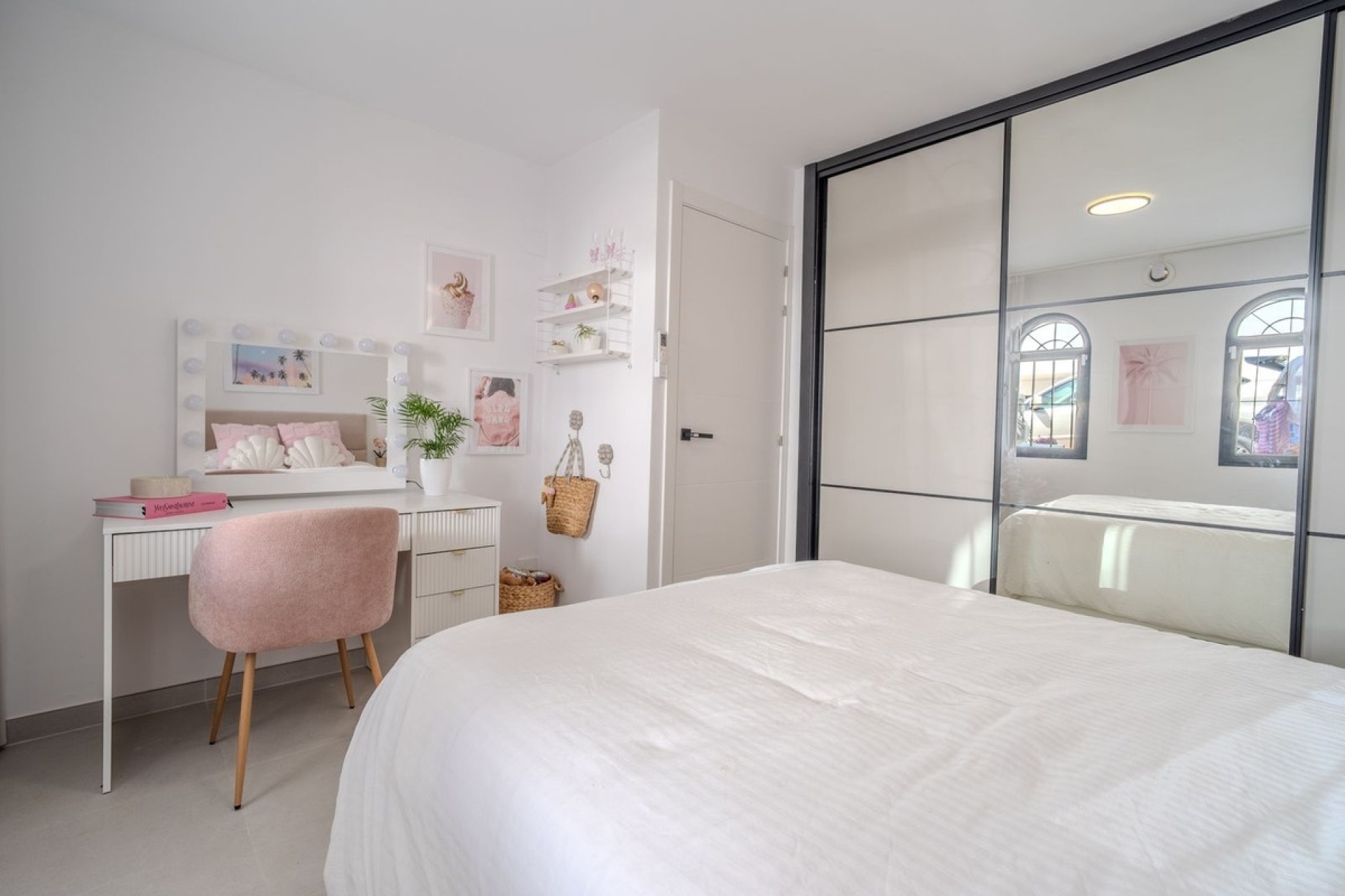 Resale - Town house - Estepona - Costalita