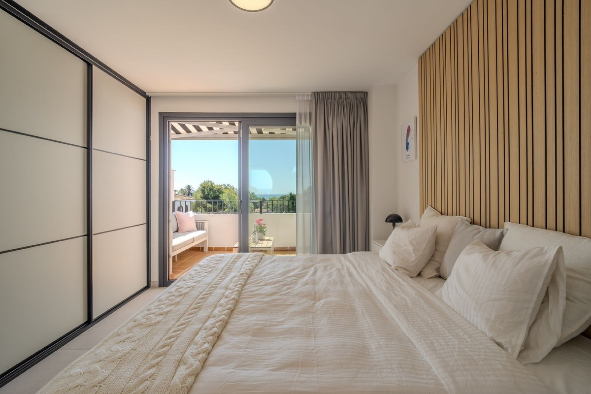 Resale - Town house - Estepona - Costalita