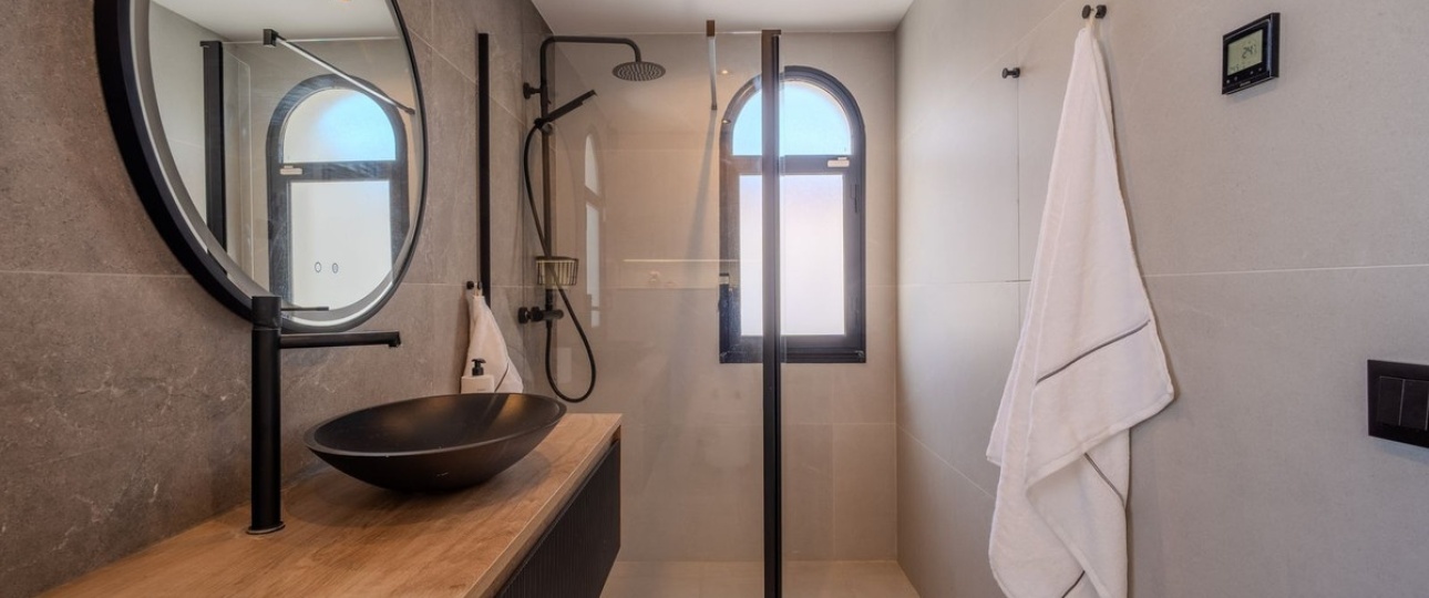 Resale - Town house - Estepona - Costalita