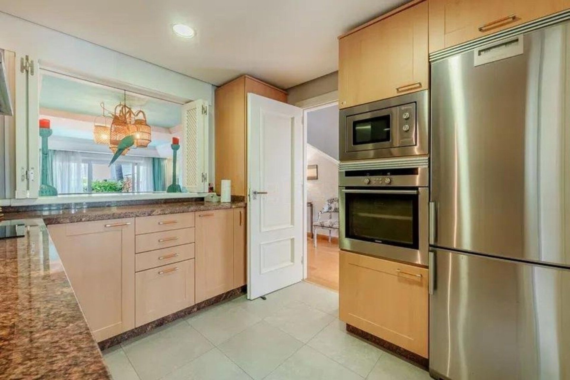 Resale - Town house - Estepona - Costalita