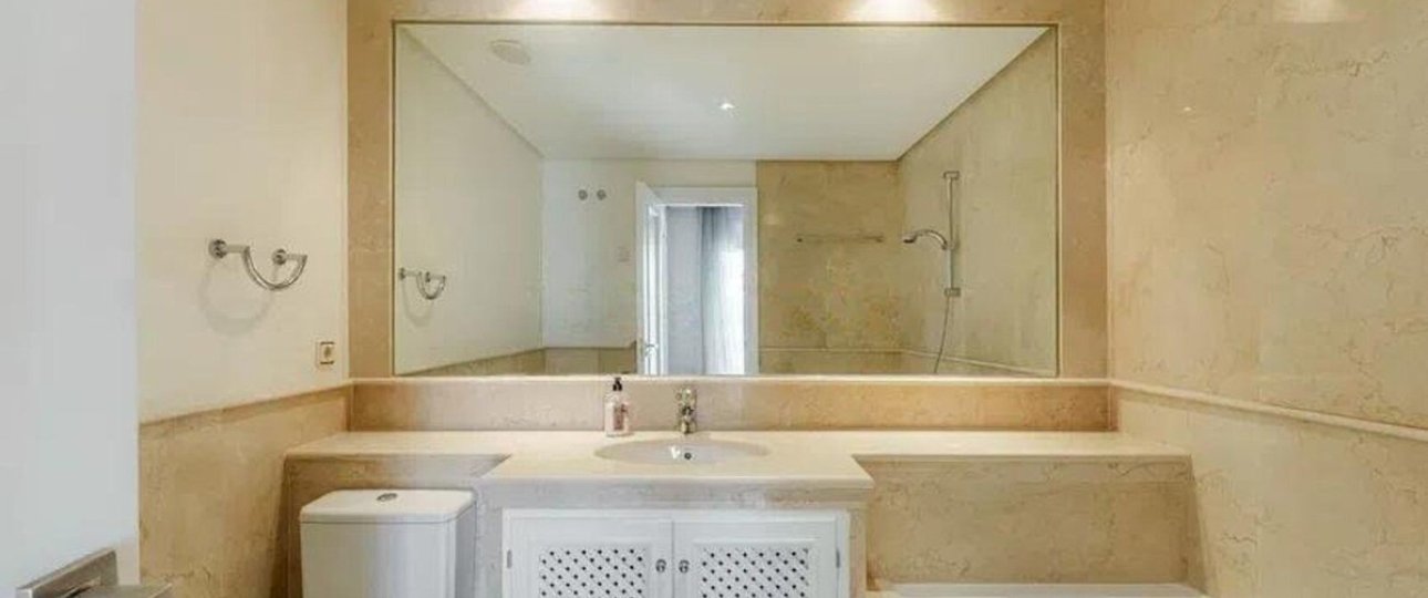 Resale - Town house - Estepona - Costalita