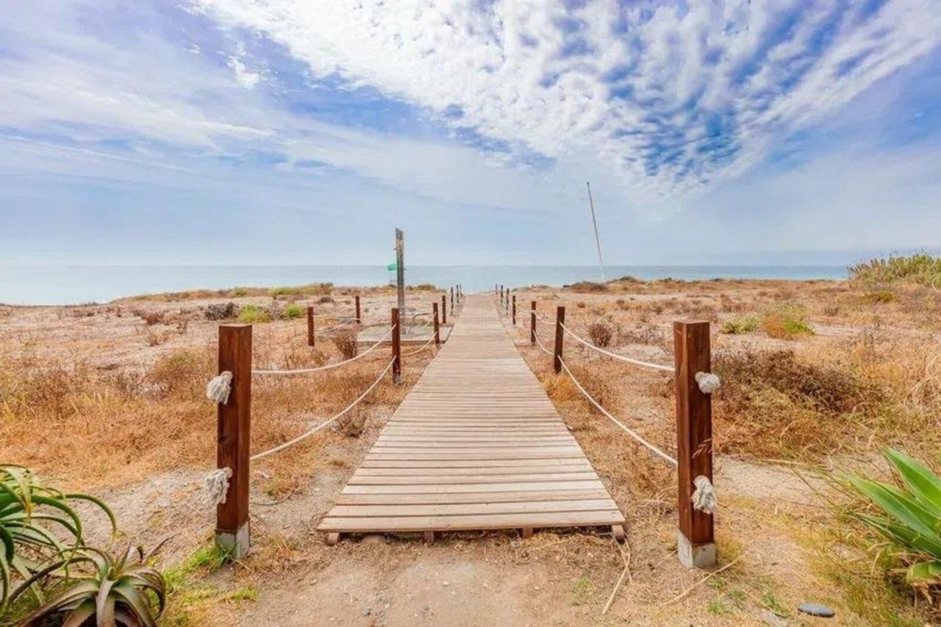 Resale - Town house - Estepona - Costalita