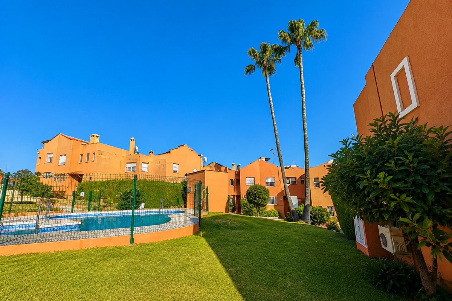 Resale - Town house - Estepona - Diana Park