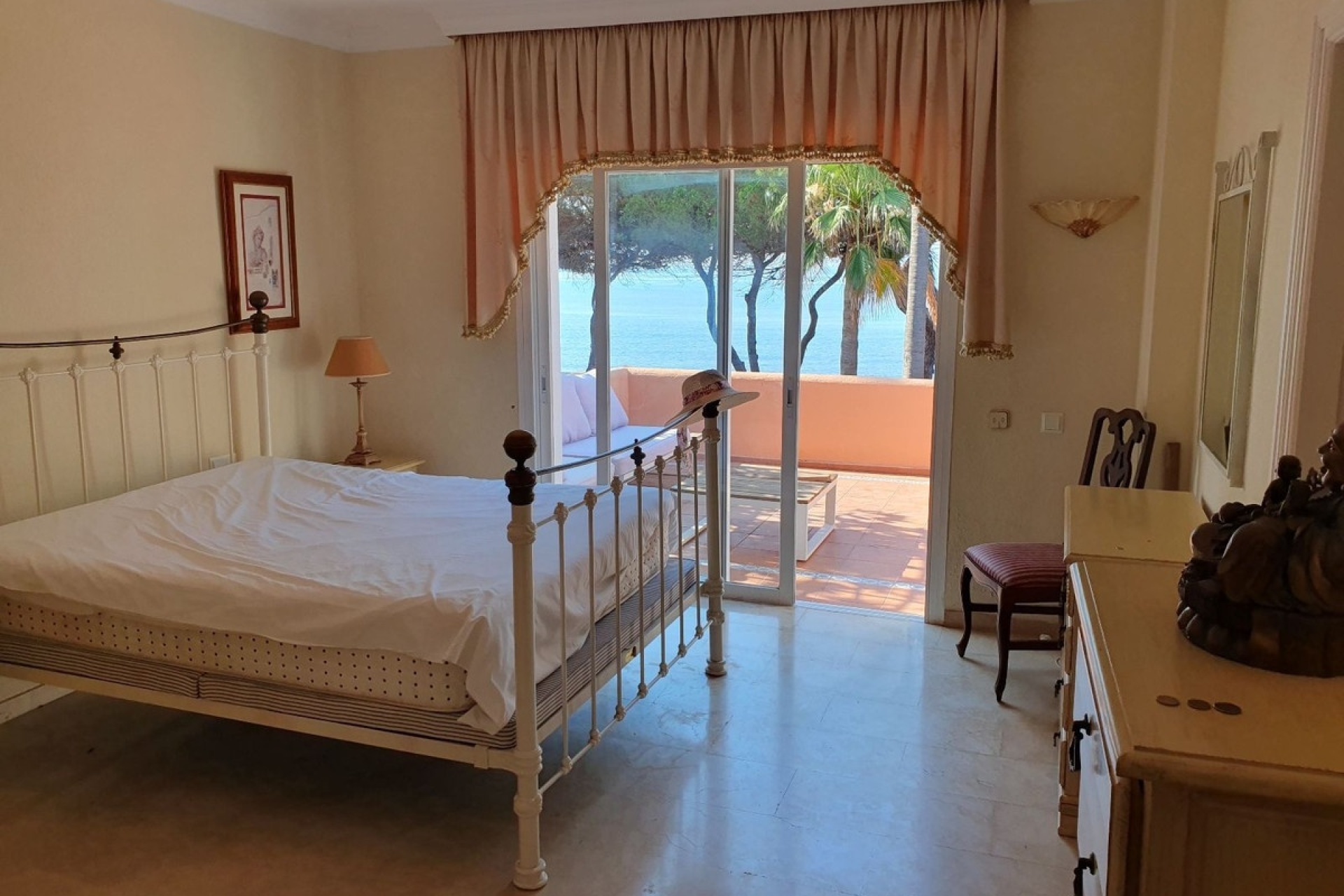Resale - Town house - Estepona - El Presidente