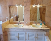 Resale - Town house - Estepona - El Presidente
