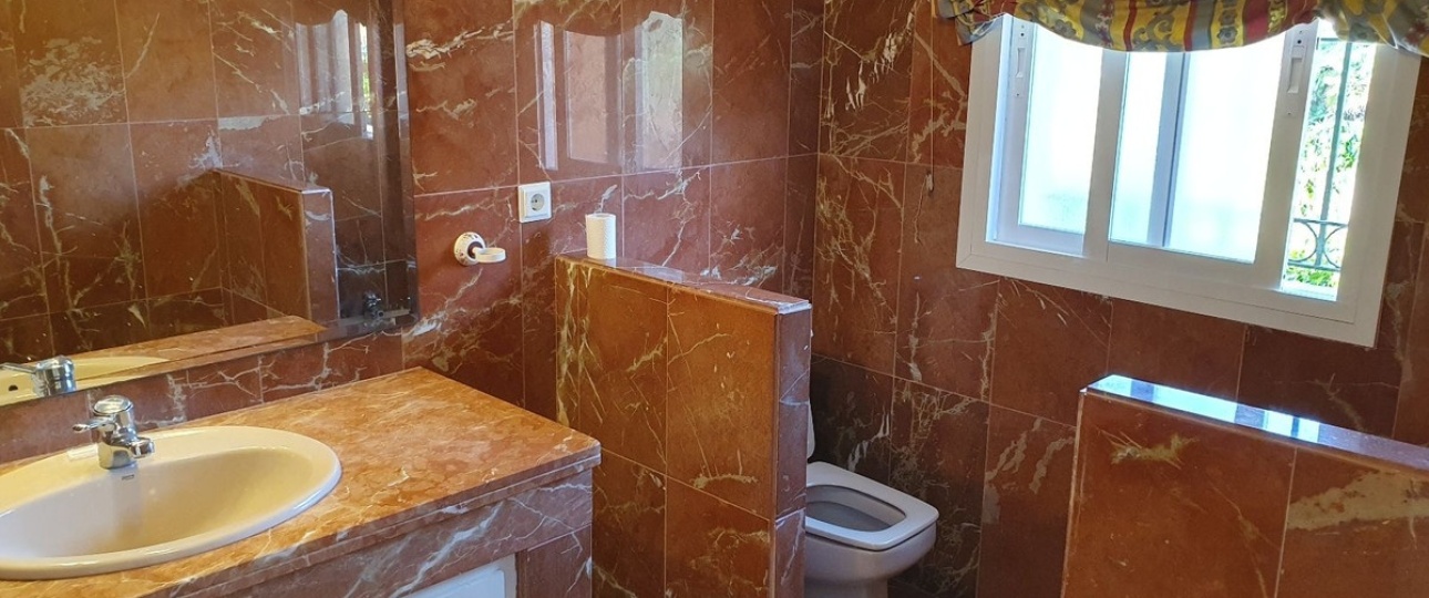 Resale - Town house - Estepona - El Presidente