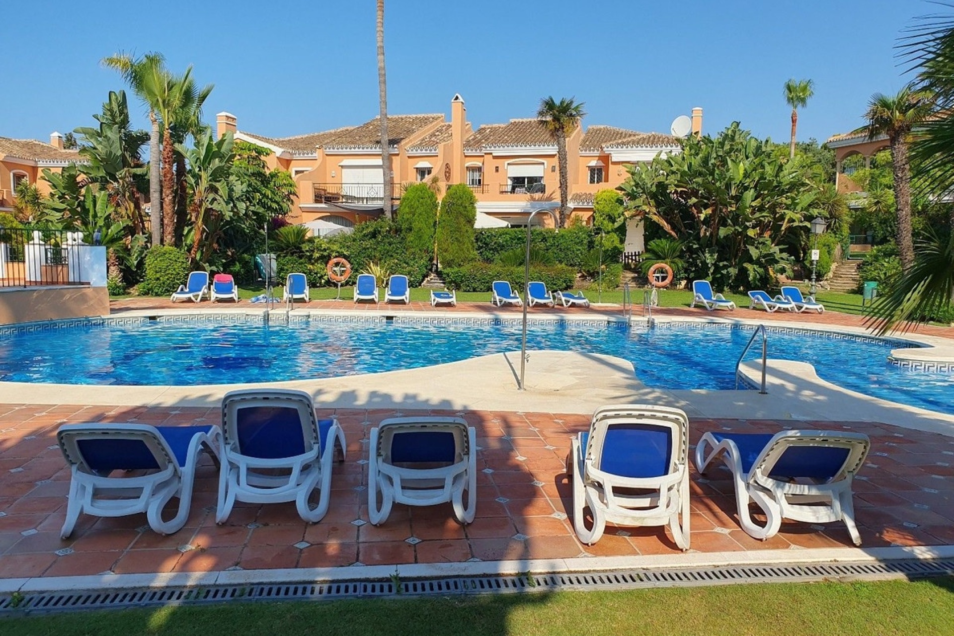 Resale - Town house - Estepona - El Presidente