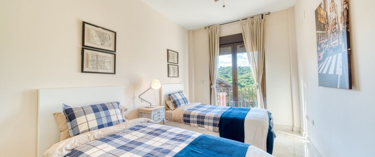 Resale - Town house - Estepona - Estepona Centro