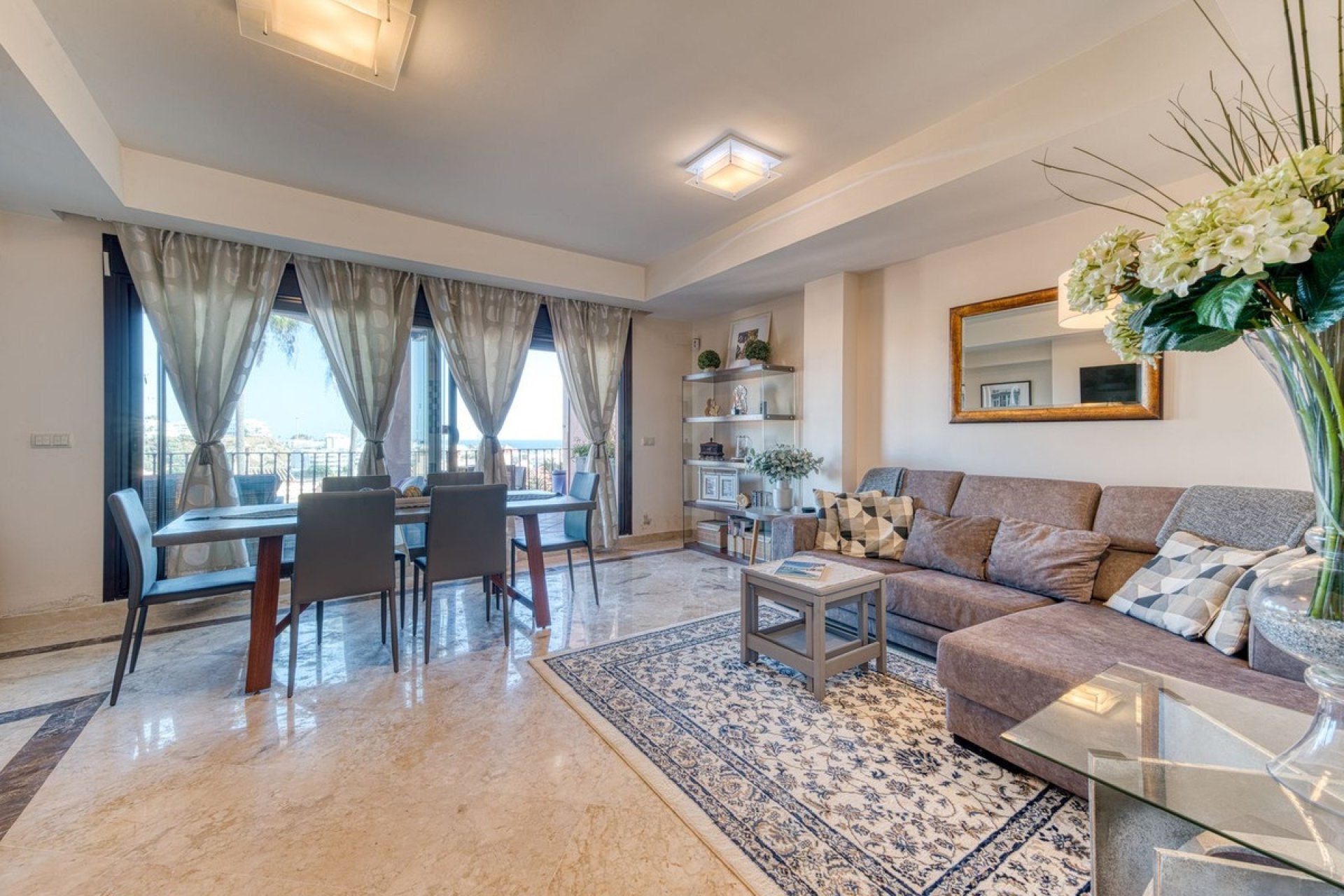 Resale - Town house - Estepona - Estepona Centro