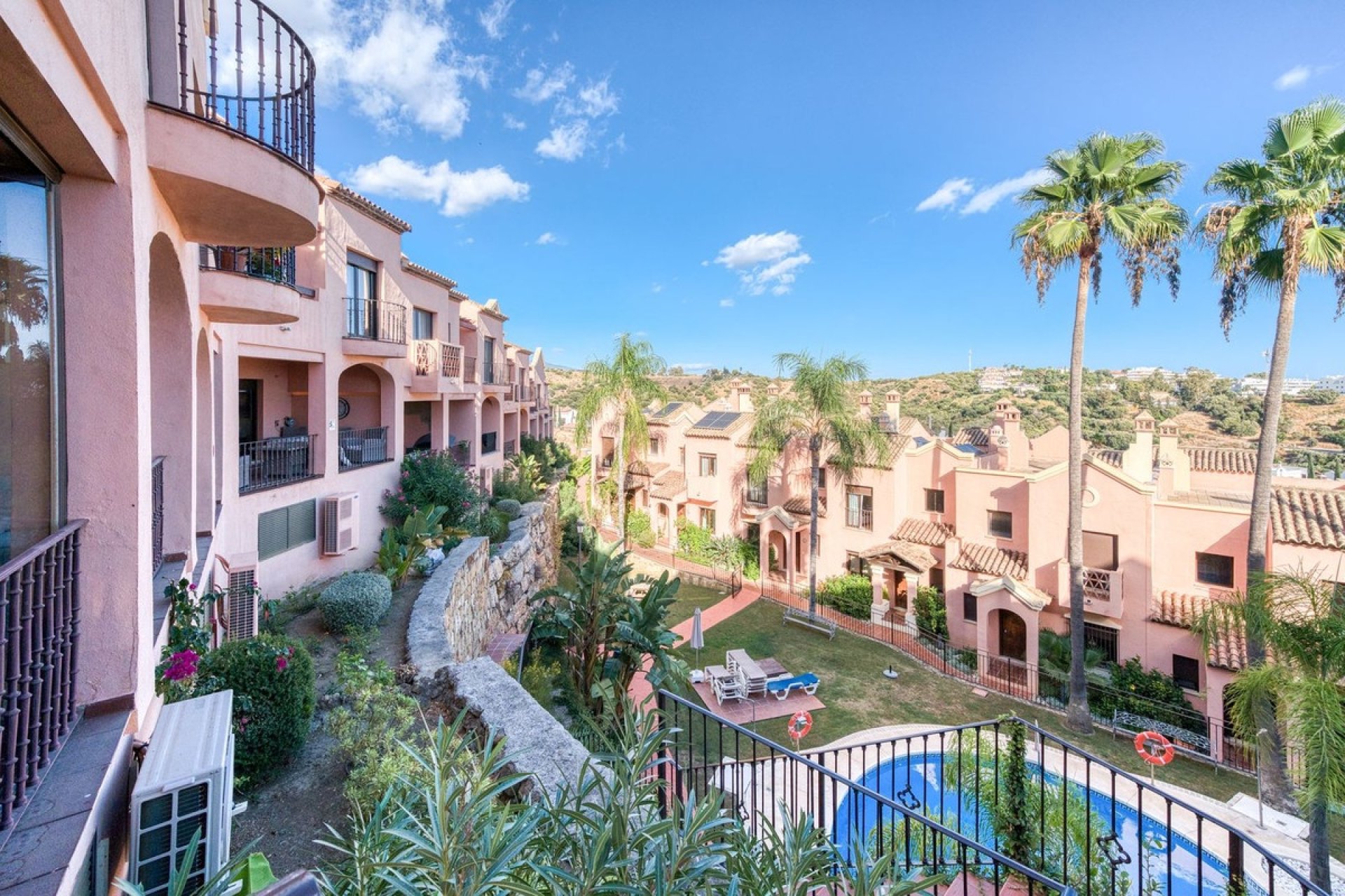 Resale - Town house - Estepona - Estepona Centro