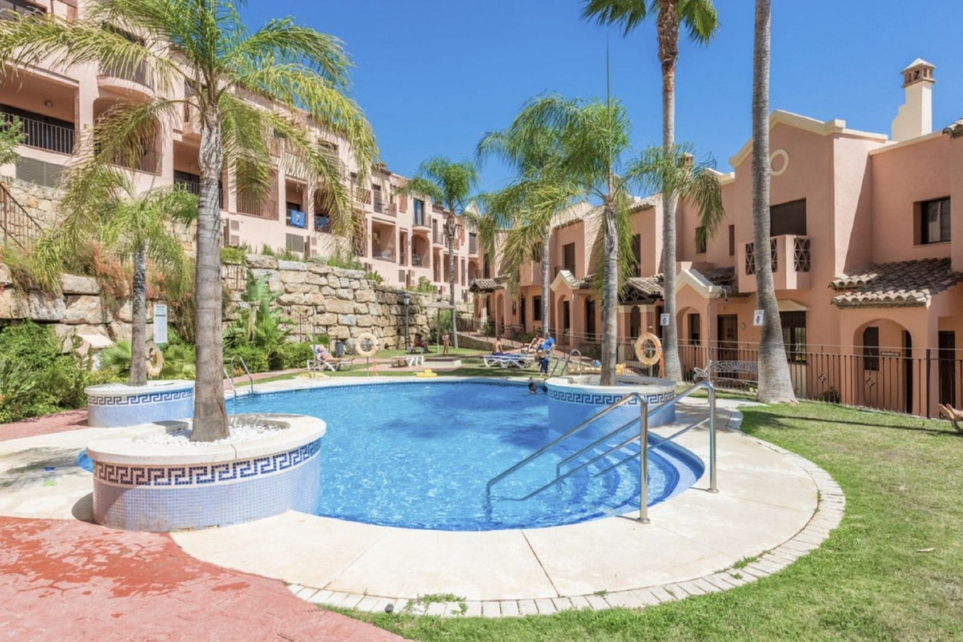 Resale - Town house - Estepona - Estepona Centro