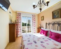 Resale - Town house - Estepona - Estepona Centro