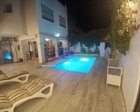 Resale - Town house - Estepona - Estepona Centro