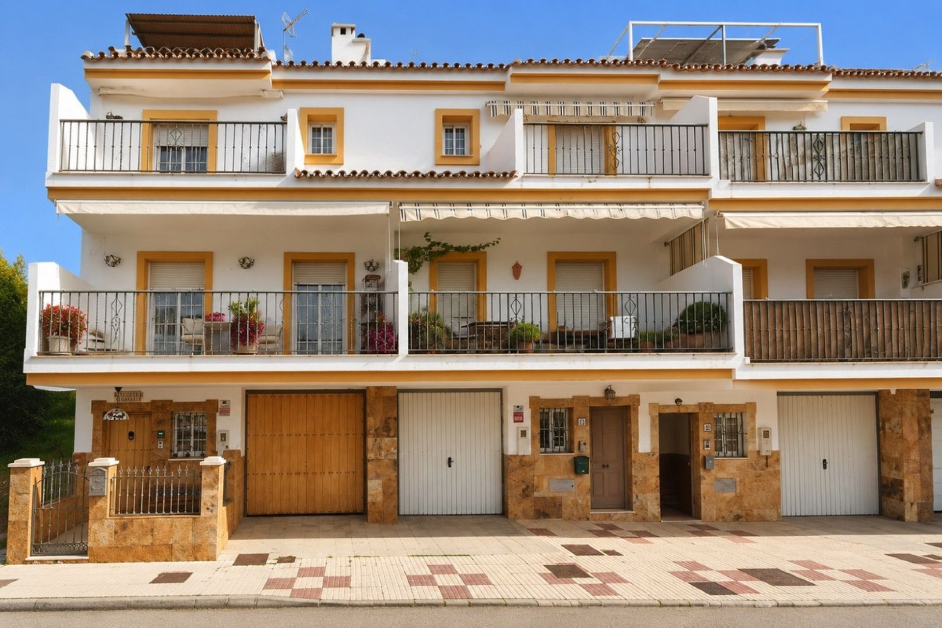 Resale - Town house - Estepona - Estepona Centro