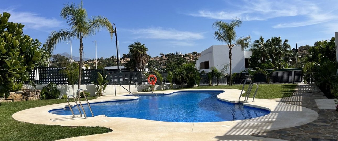 Resale - Town house - Estepona - Estepona Centro