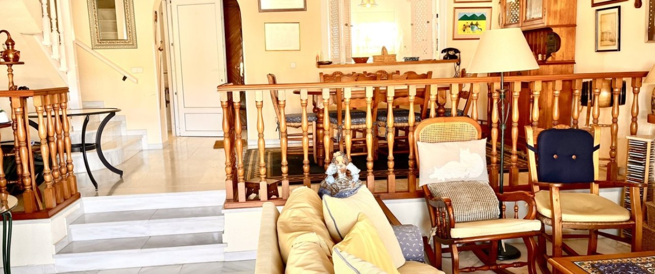 Resale - Town house - Estepona - Estepona Centro