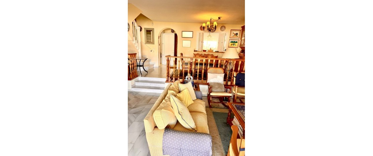 Resale - Town house - Estepona - Estepona Centro