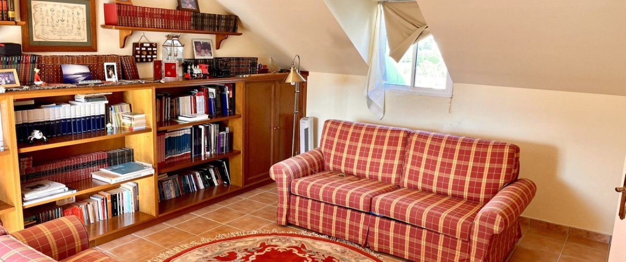 Resale - Town house - Estepona - Estepona Centro