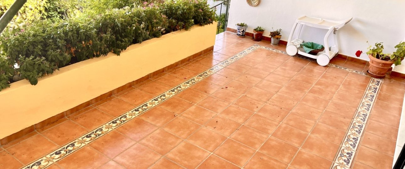 Resale - Town house - Estepona - Estepona Centro