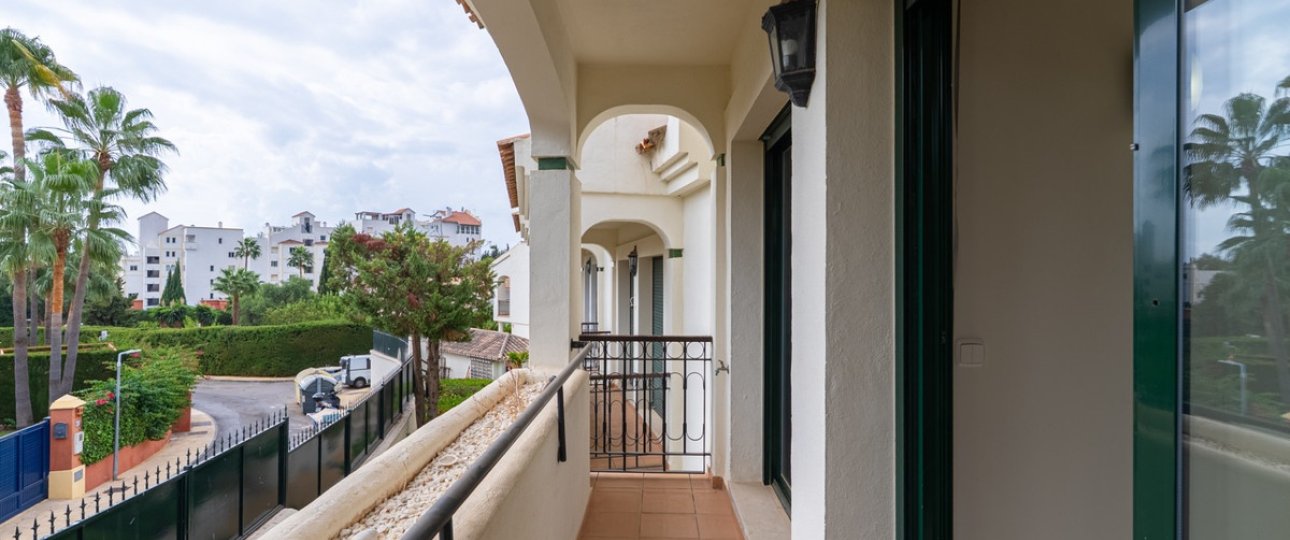 Resale - Town house - Estepona - Estepona Centro