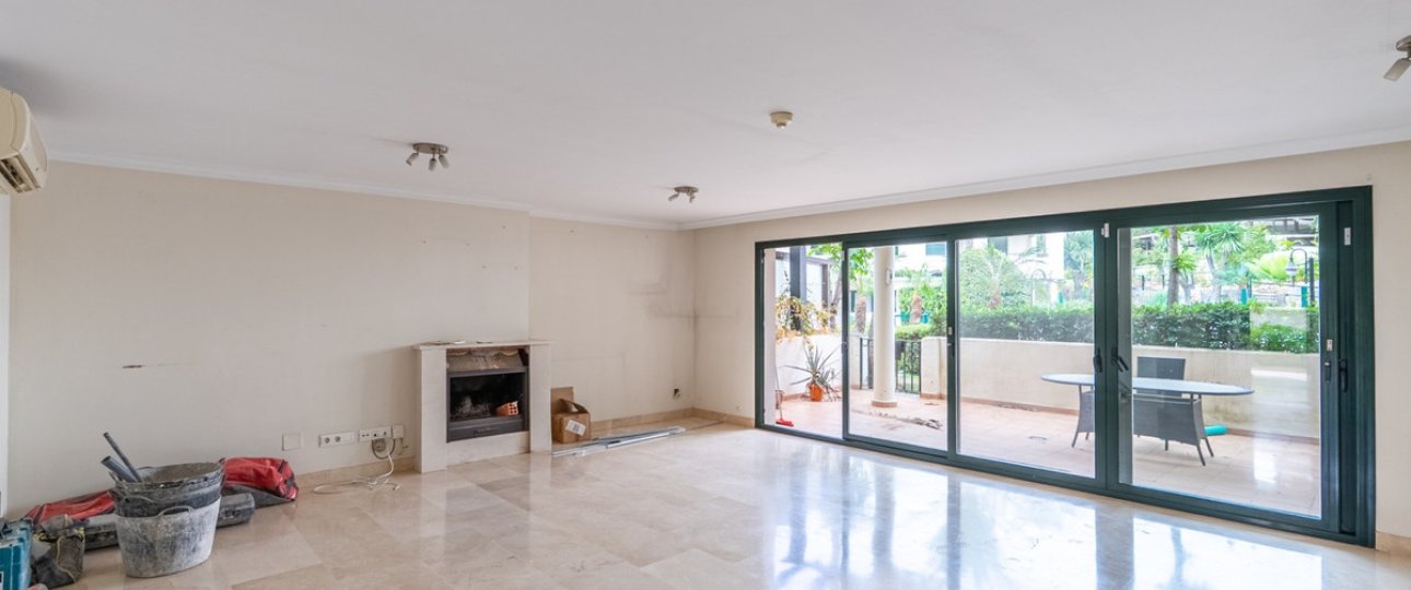 Resale - Town house - Estepona - Estepona Centro