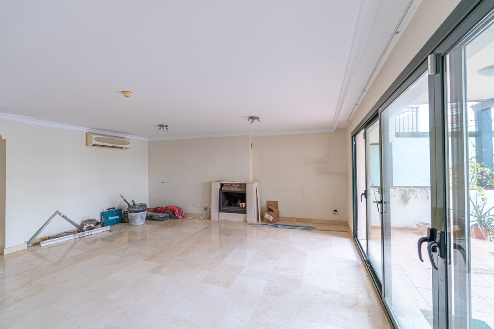 Resale - Town house - Estepona - Estepona Centro