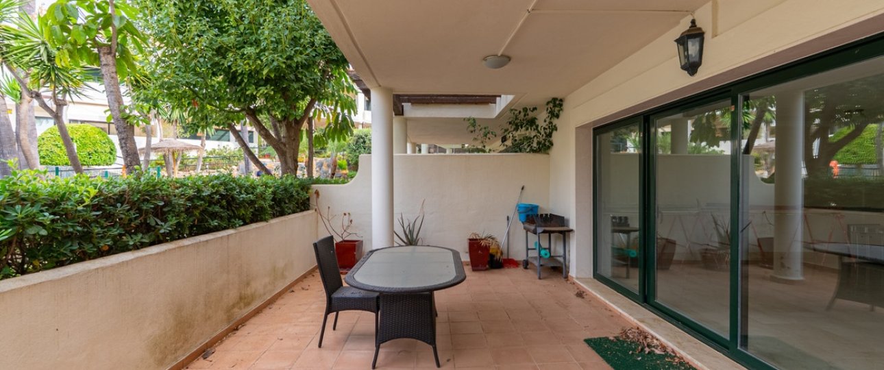 Resale - Town house - Estepona - Estepona Centro