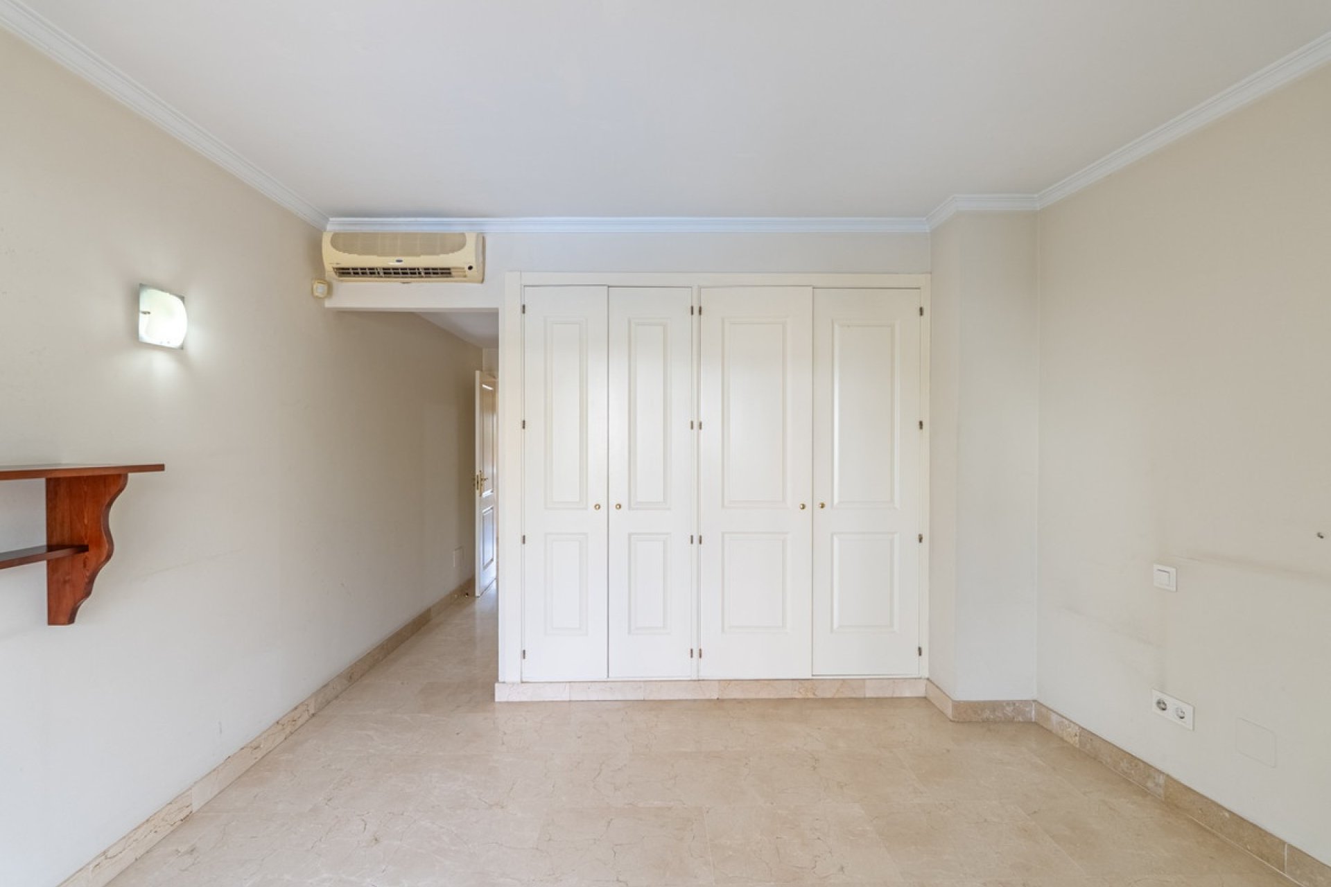 Resale - Town house - Estepona - Estepona Centro