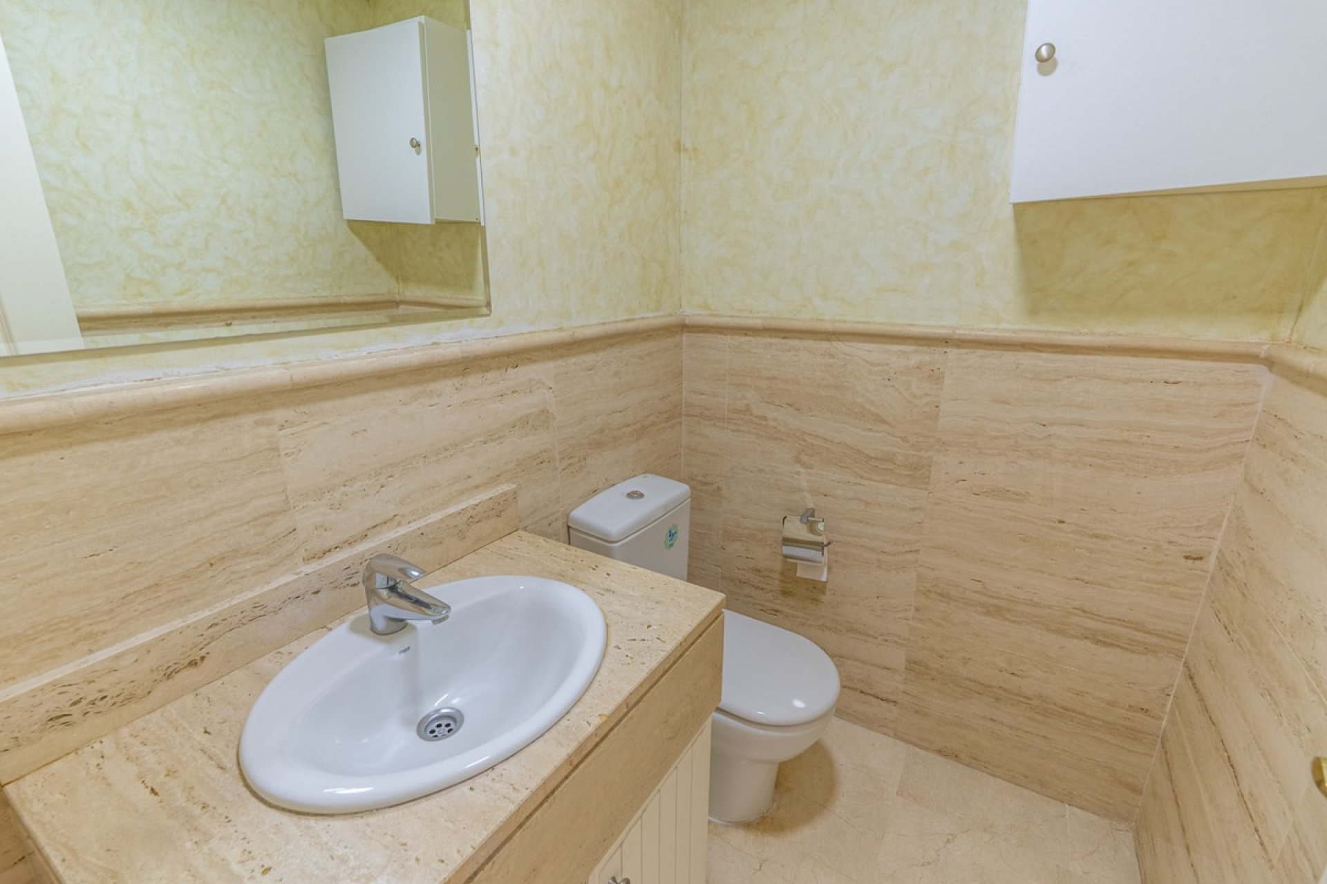 Resale - Town house - Estepona - Estepona Centro