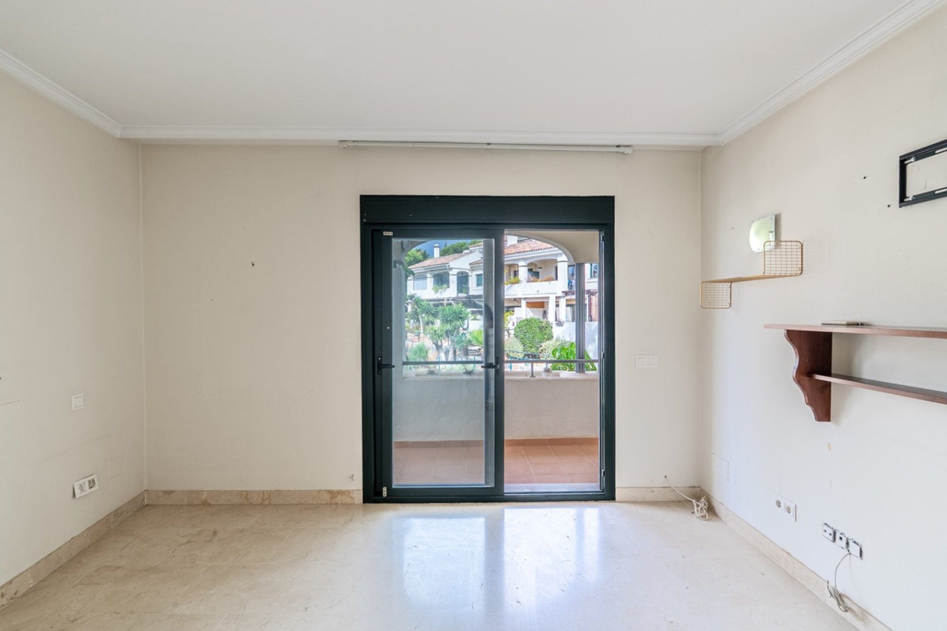 Resale - Town house - Estepona - Estepona Centro