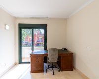 Resale - Town house - Estepona - Estepona Centro