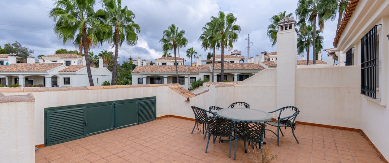 Resale - Town house - Estepona - Estepona Centro