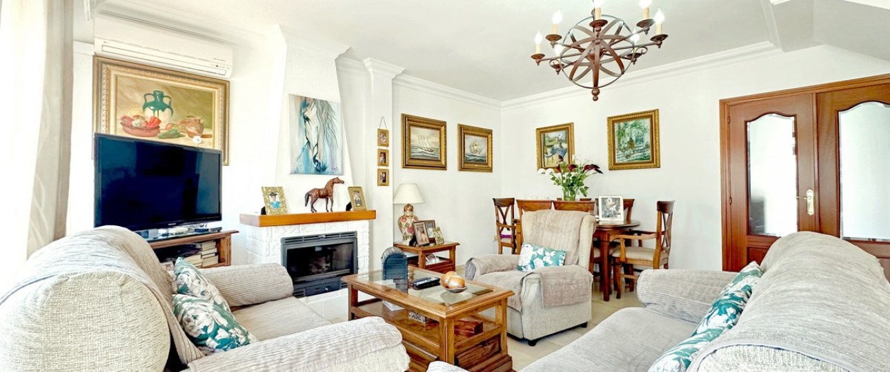 Resale - Town house - Estepona - Estepona Centro