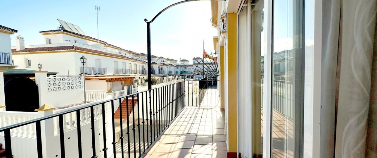 Resale - Town house - Estepona - Estepona Centro
