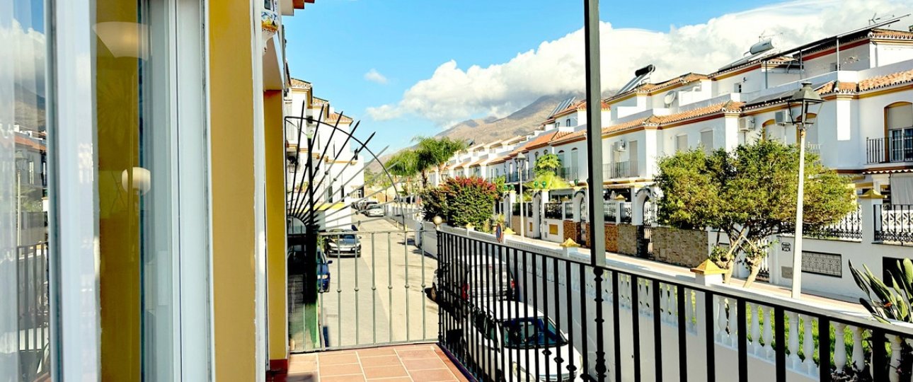 Resale - Town house - Estepona - Estepona Centro