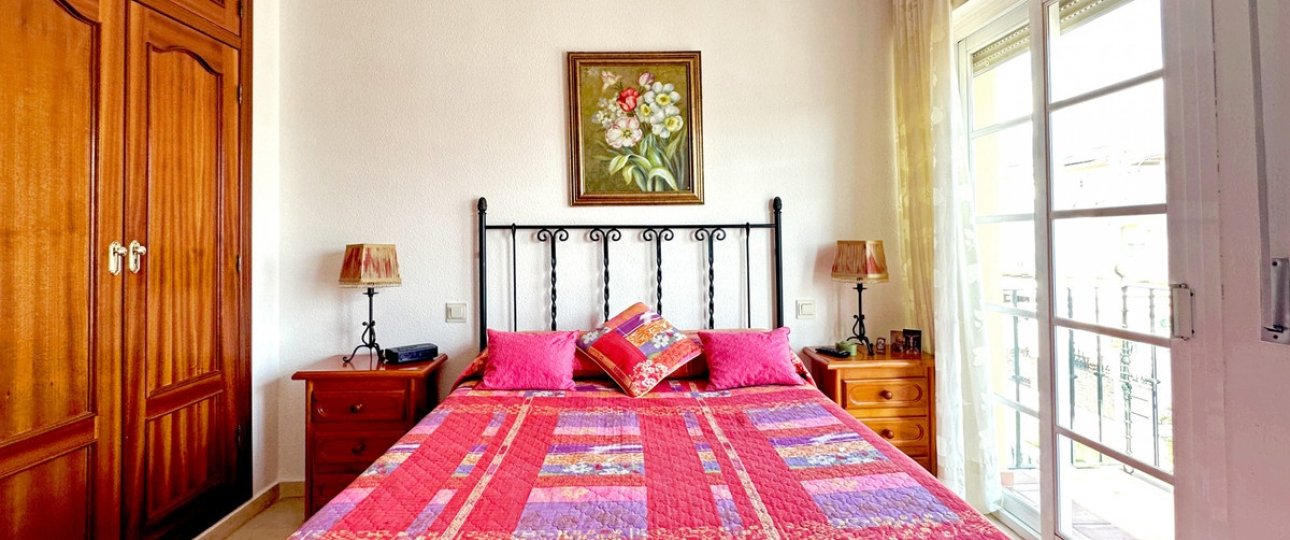 Resale - Town house - Estepona - Estepona Centro