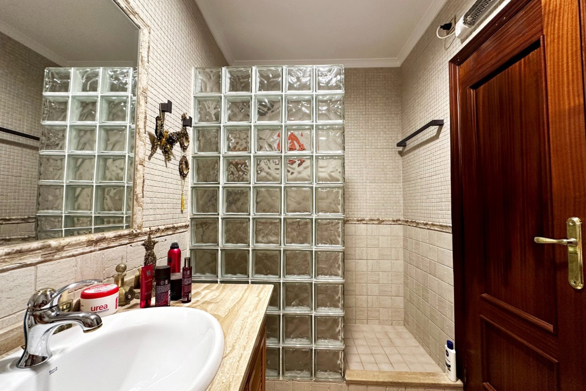 Resale - Town house - Estepona - Estepona Centro