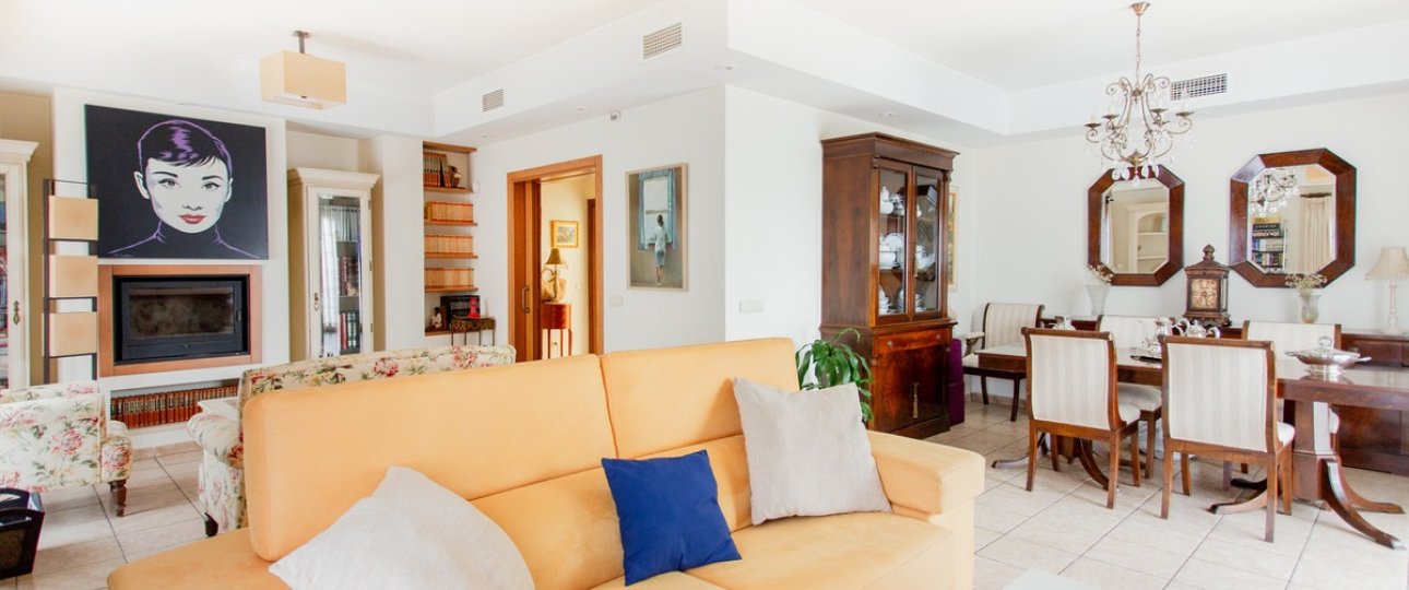 Resale - Town house - Estepona - Estepona Centro