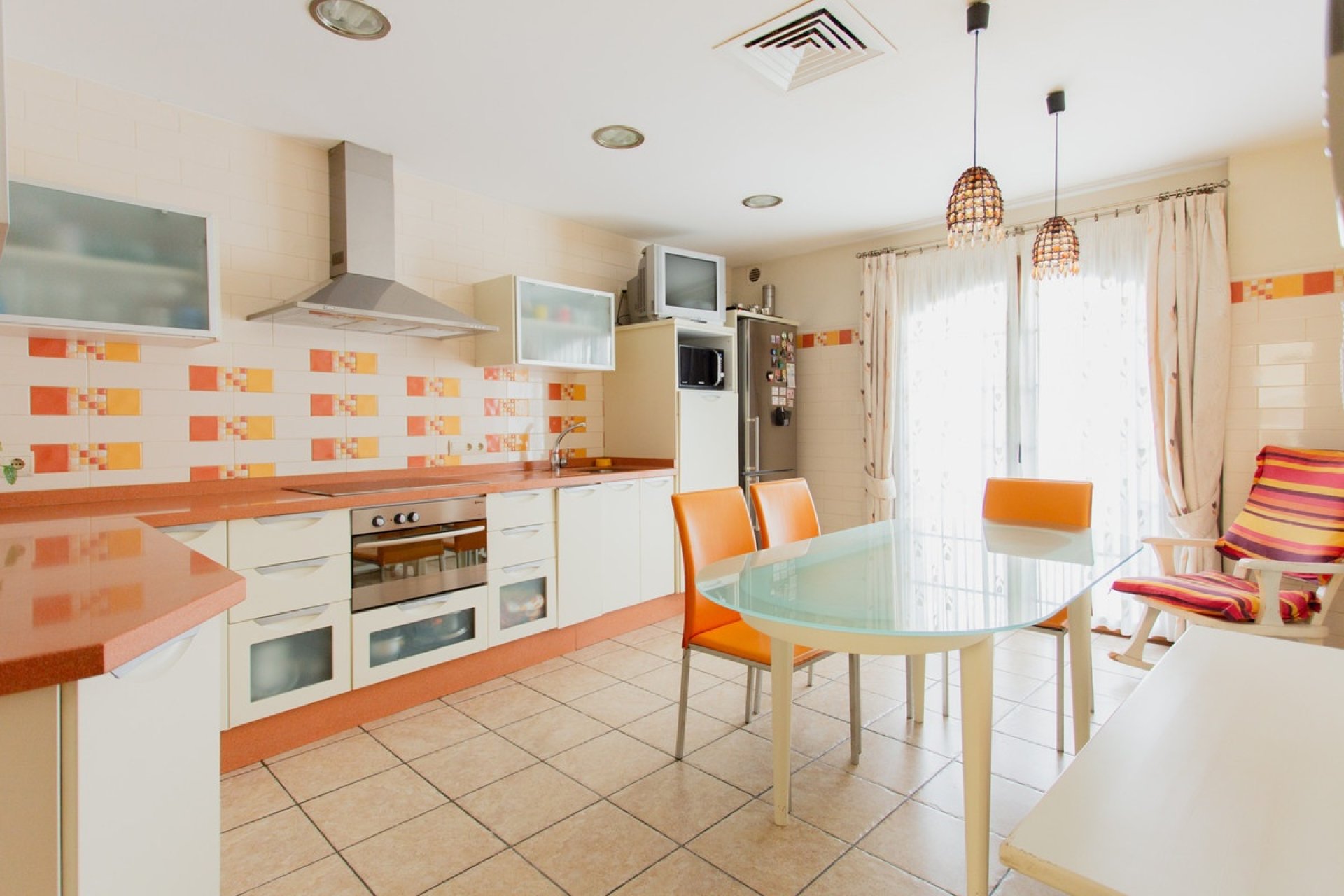 Resale - Town house - Estepona - Estepona Centro