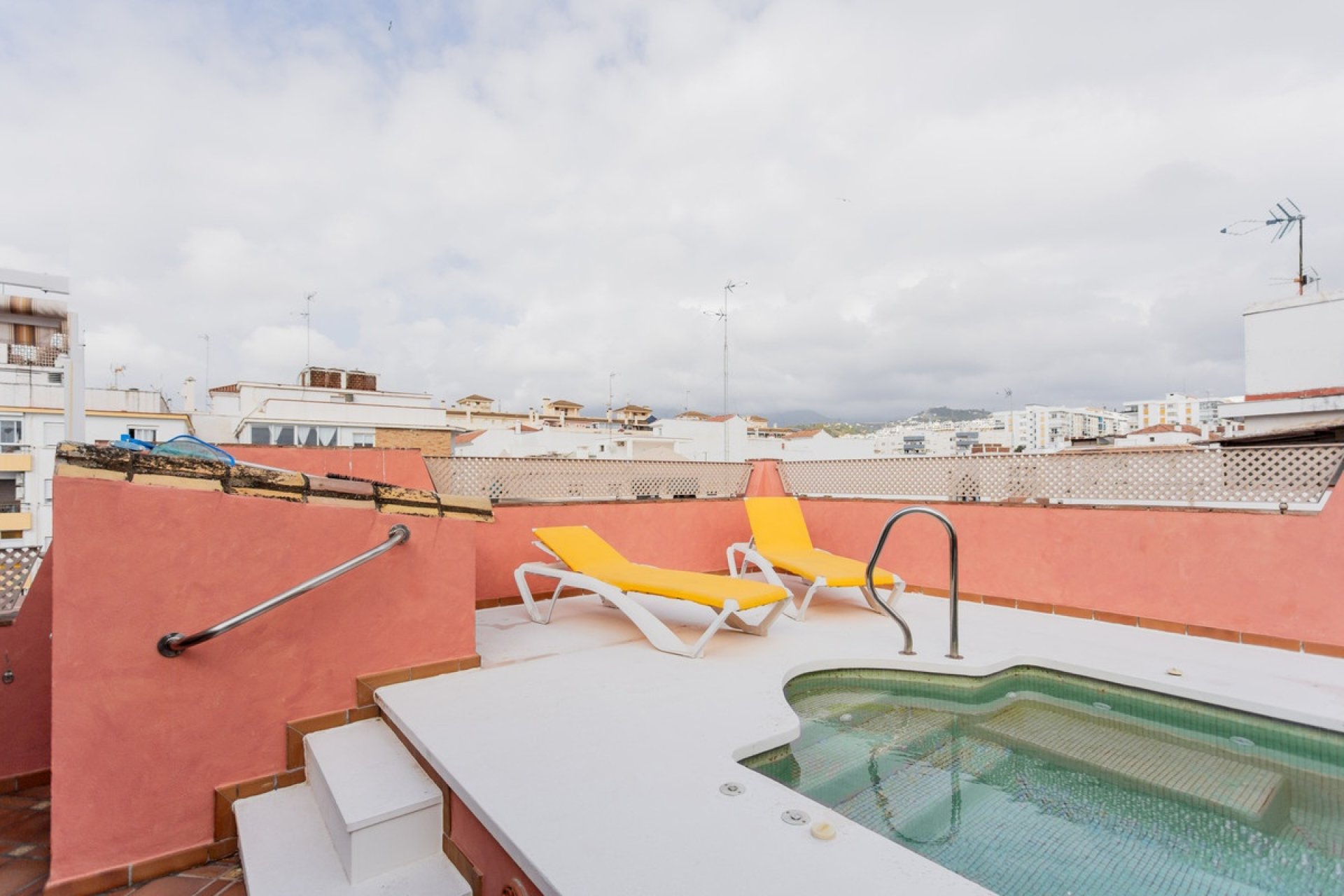 Resale - Town house - Estepona - Estepona Centro