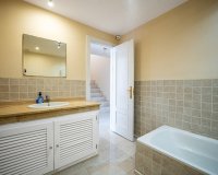Resale - Town house - Estepona - Estepona Centro