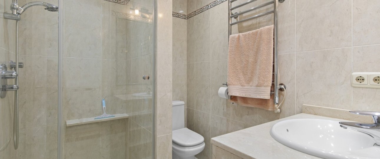 Resale - Town house - Estepona - Estepona Centro