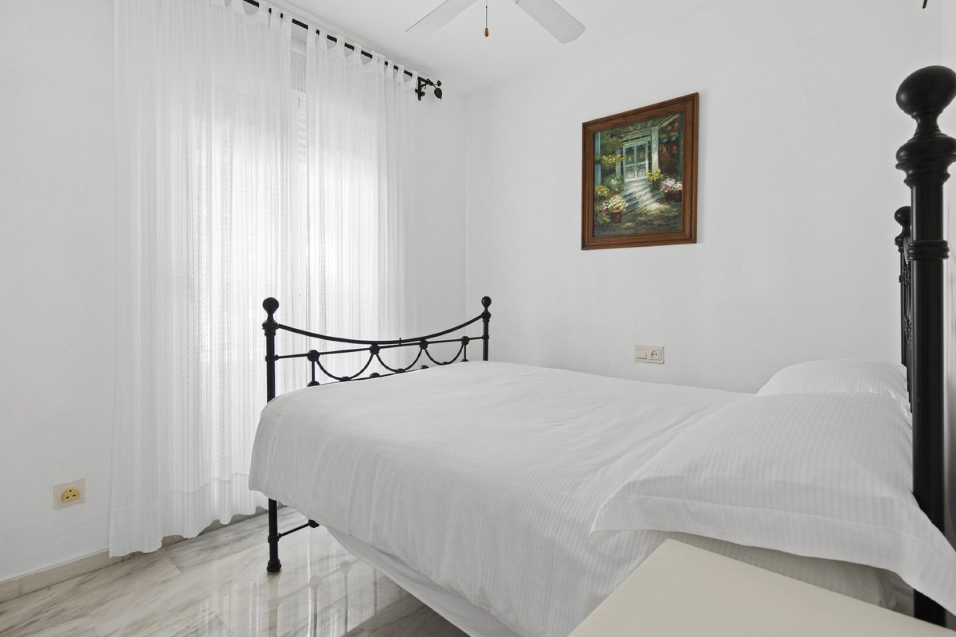 Resale - Town house - Estepona - Estepona Centro