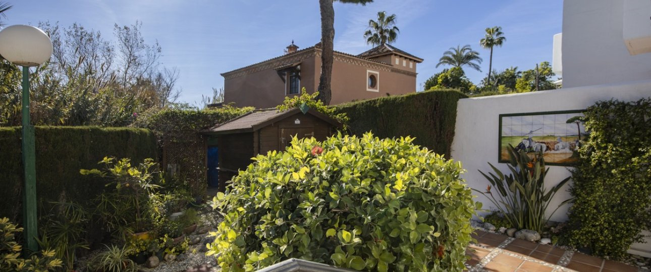 Resale - Town house - Estepona - Estepona Centro